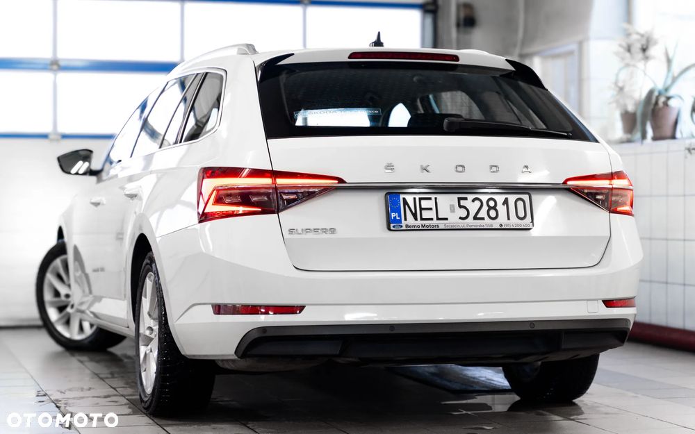 Skoda Superb 2.0 TDI Ambition DSG - 7