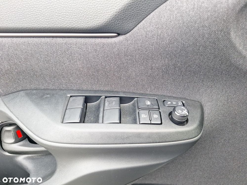 Toyota Yaris Cross Hybrid 1.5 GR Sport - 22