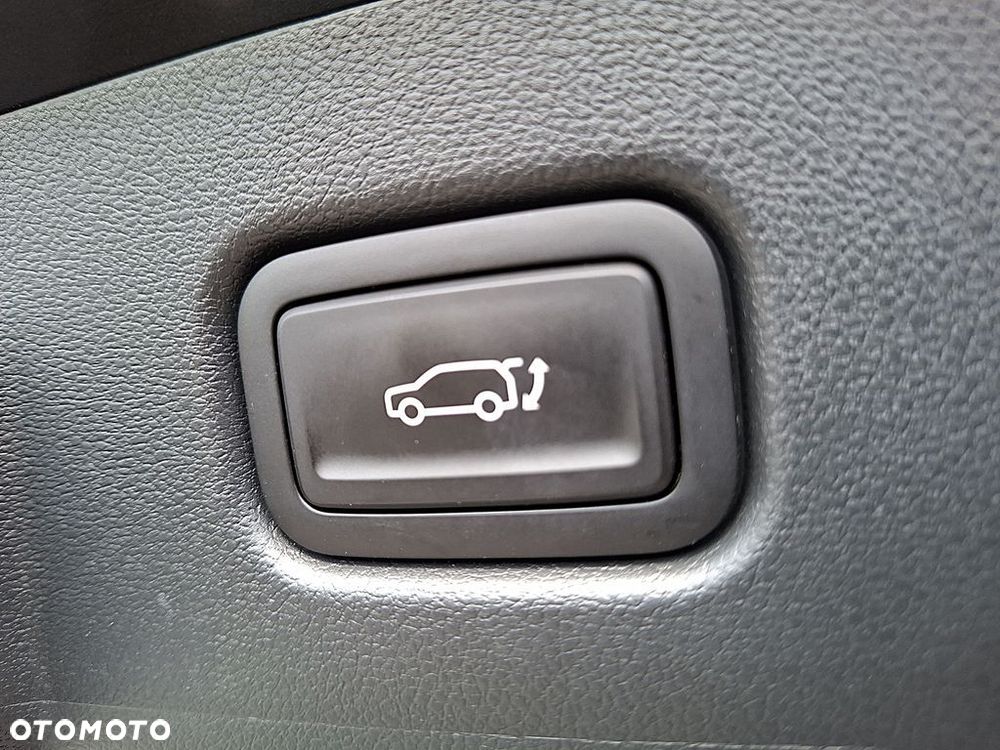 Hyundai Kona - 33