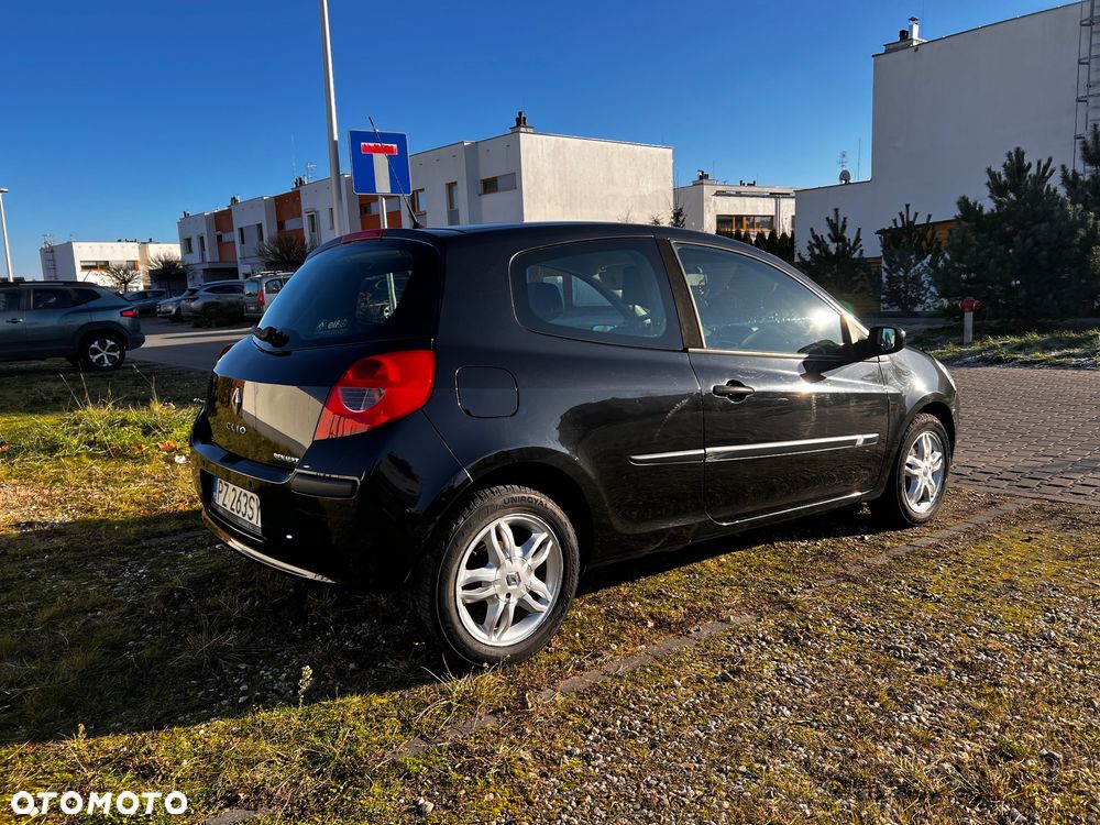 Renault Clio 1.2 16V Extreme - 8