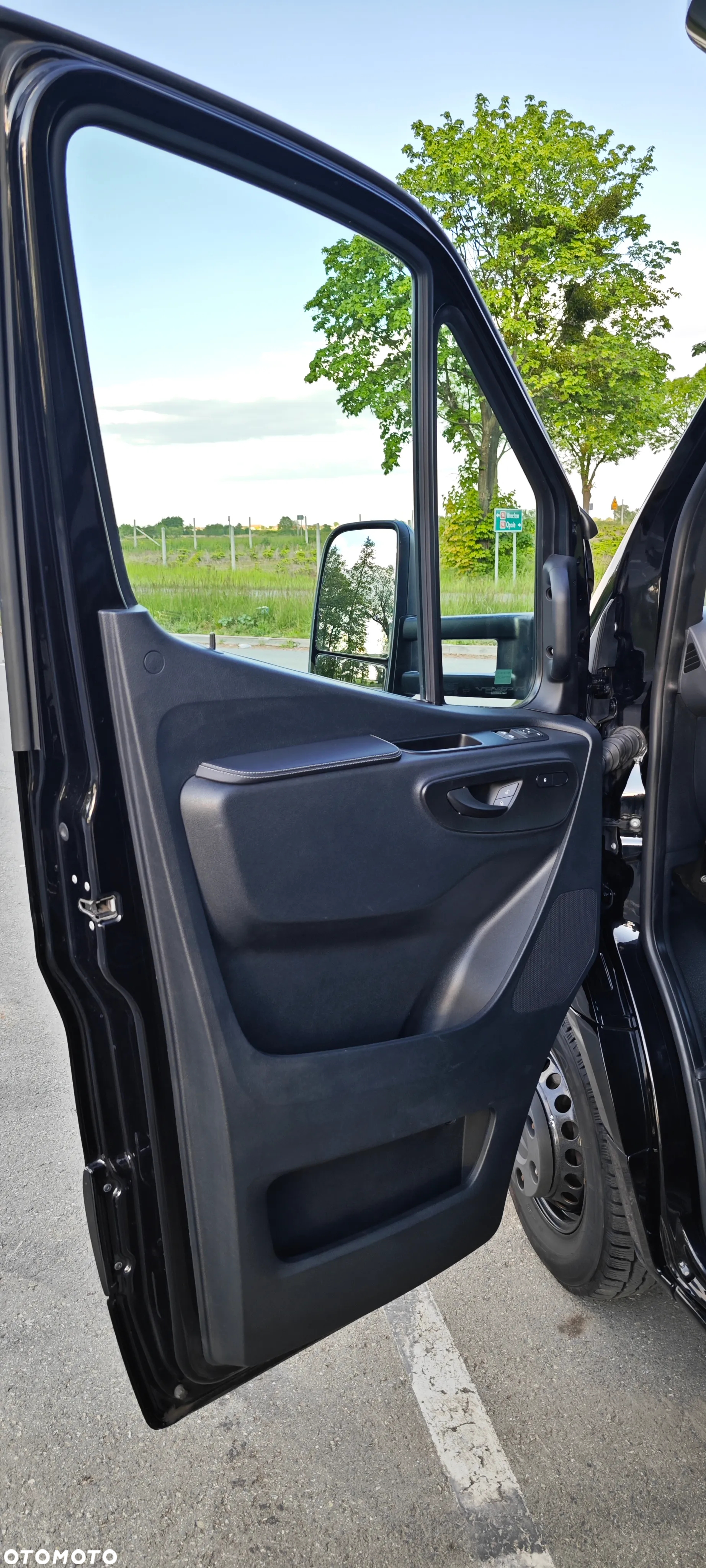 Mercedes-Benz Sprinter/Lamar - 18