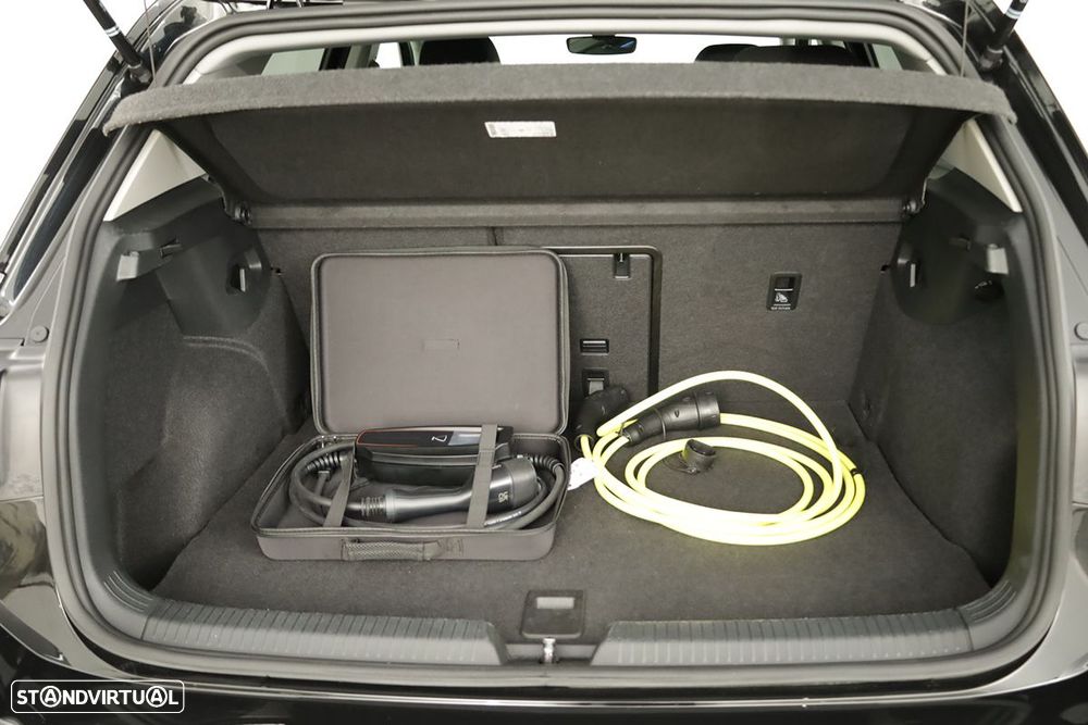 VW Golf 1.5 TSI e-Hybrid Life DSG - 20