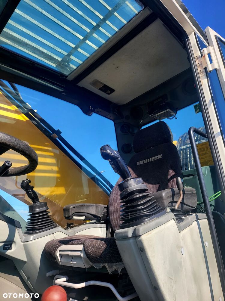 Liebherr LH 24 M - 2