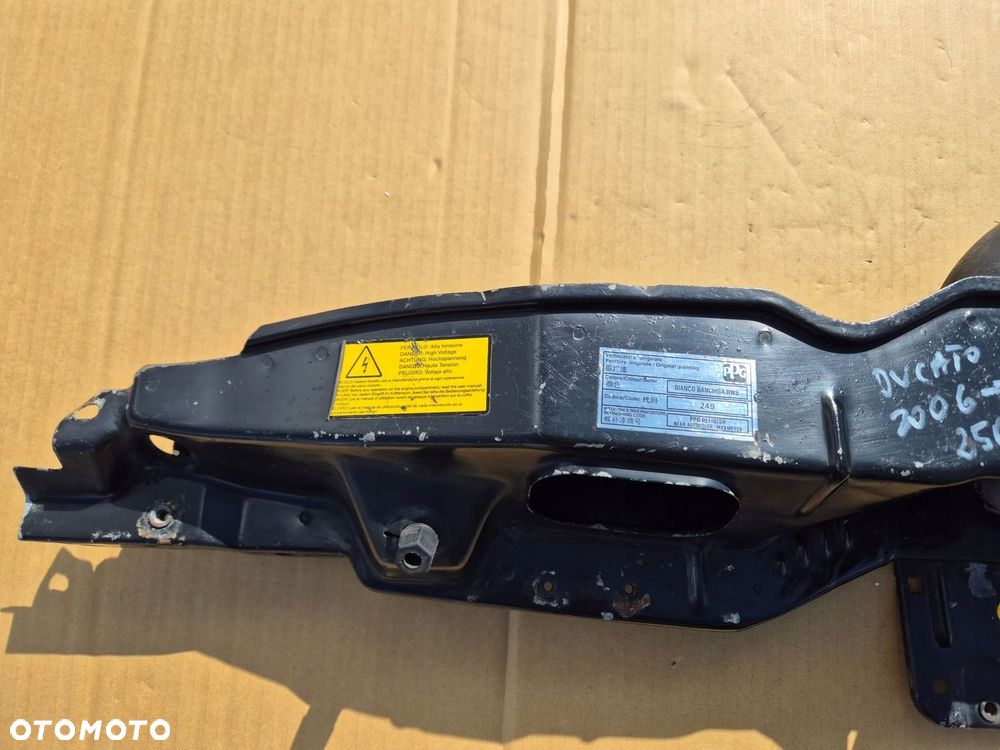Fiat Ducato pas przedni.Boxer.Jumpe.2006-15. Zamek - 2