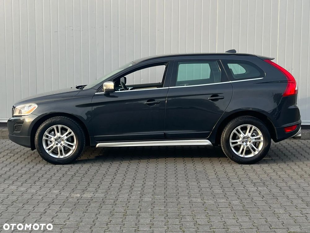 Volvo XC 60 D5 AWD RDesign - 34