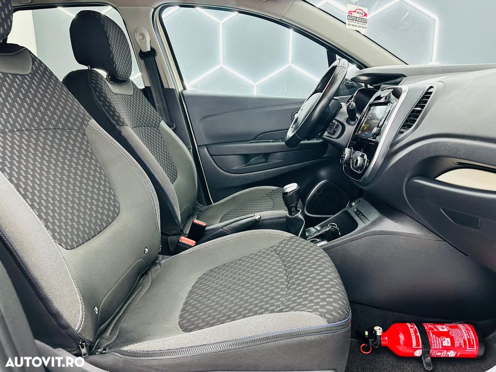 Renault Captur ENERGY TCe Intens - 17
