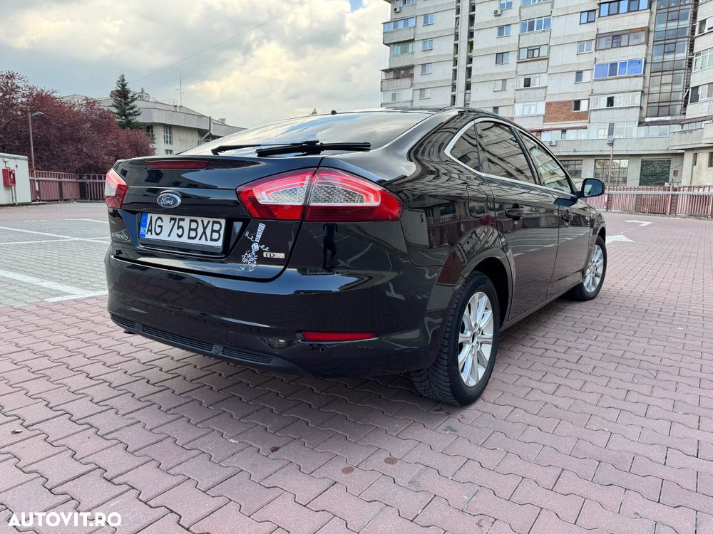 Ford Mondeo 2.0 TDCI Titanium - 31