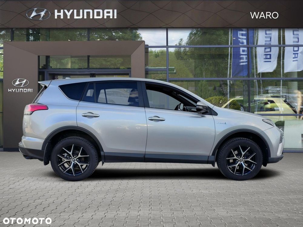 Toyota RAV4 Hybrid Premium 4x2 - 7