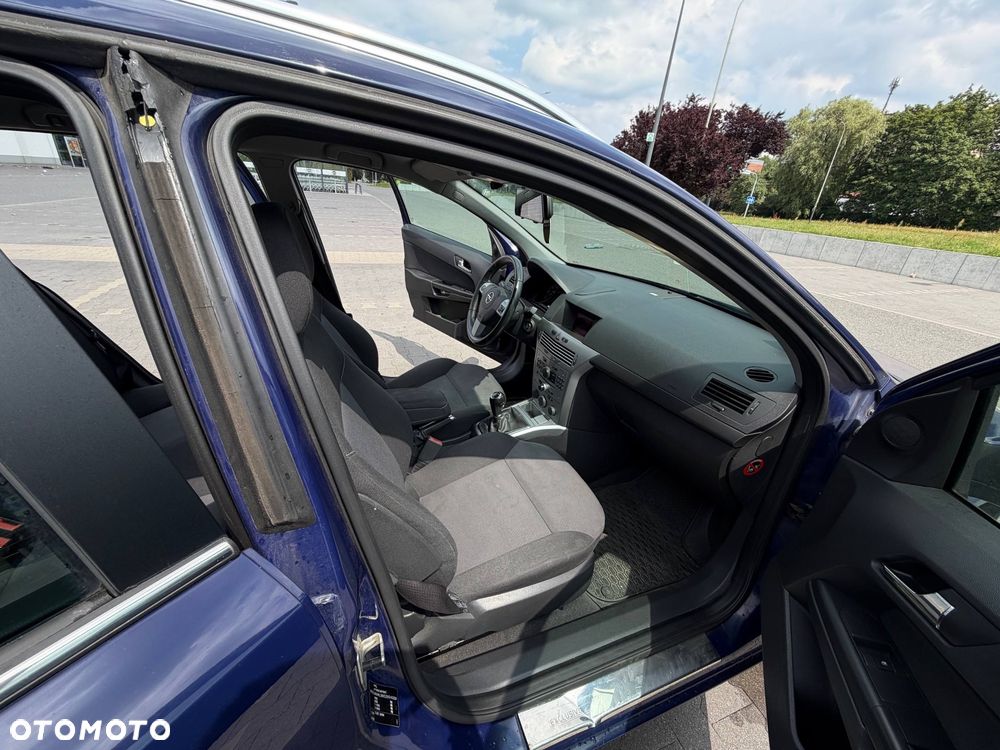 Opel Astra 1.7 CDTI - 11