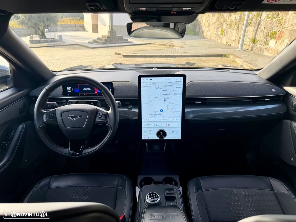 Ford Mustang Mach-E AWD GT - 11