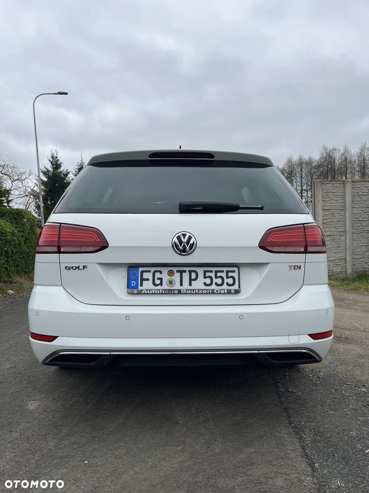 Volkswagen Golf - 5