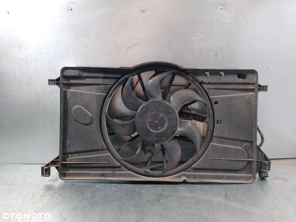WENTYLATOR CHŁODNICY VOLVO V50 2.0 HDI 16V - 1