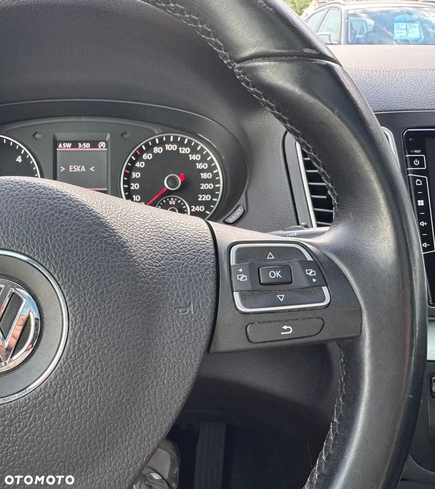 Volkswagen Sharan 2.0 TDI 4Motion BlueMotion Technology Highline - 29