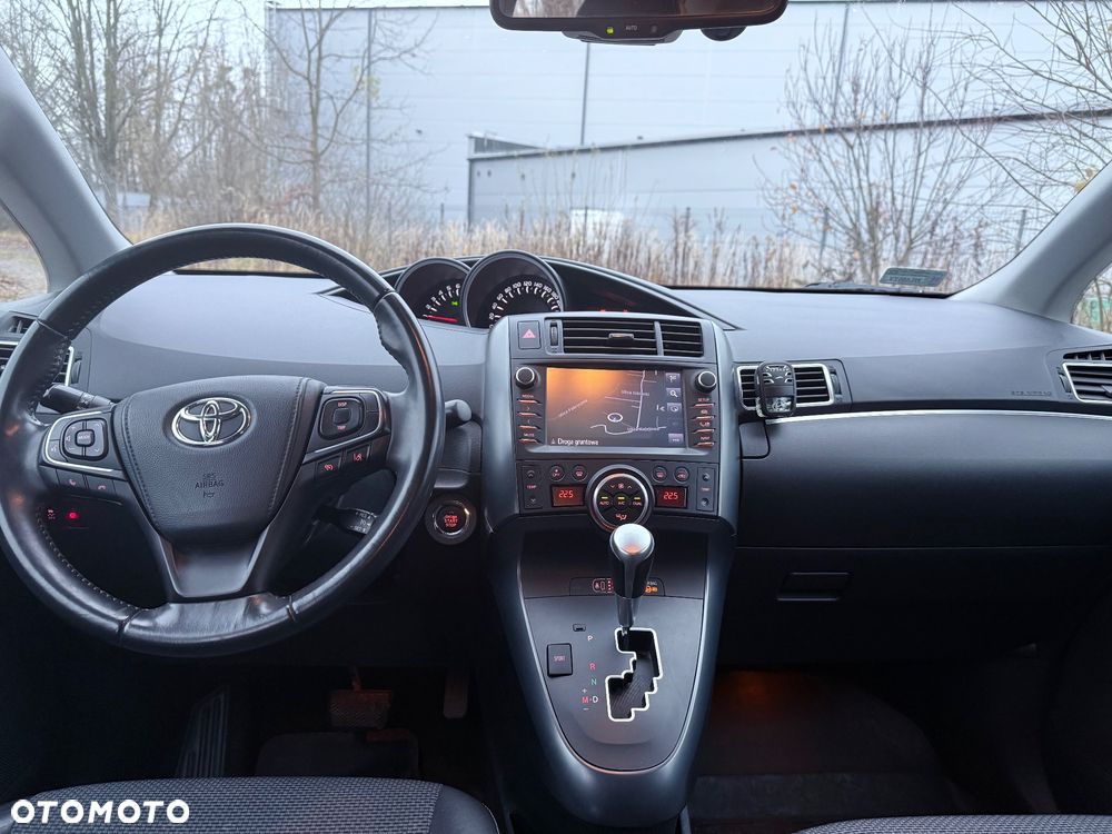 Toyota Verso 1.8 Premium 7os MS - 33