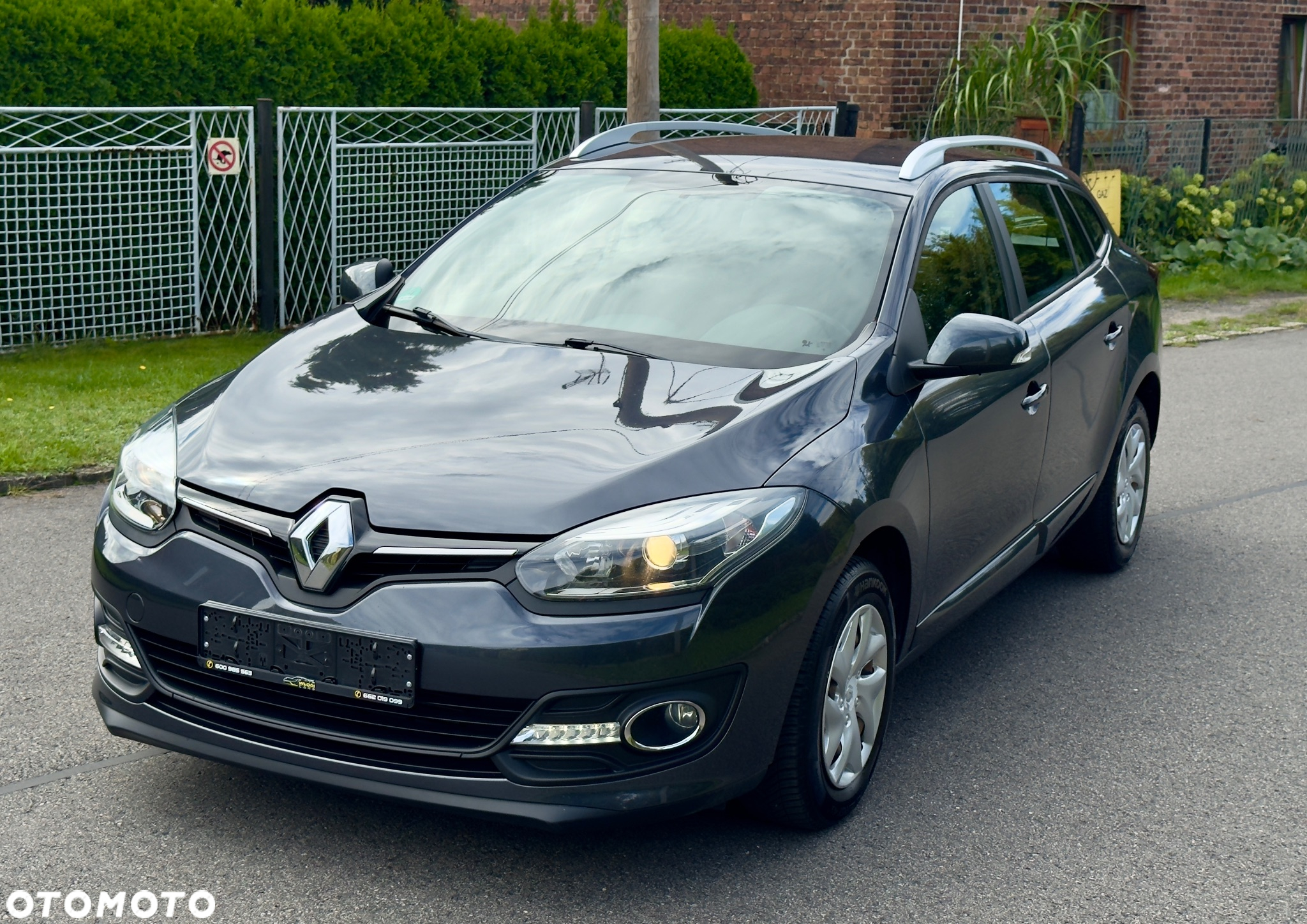 Renault Megane 1.5 dCi Energy Life EU6 - 2