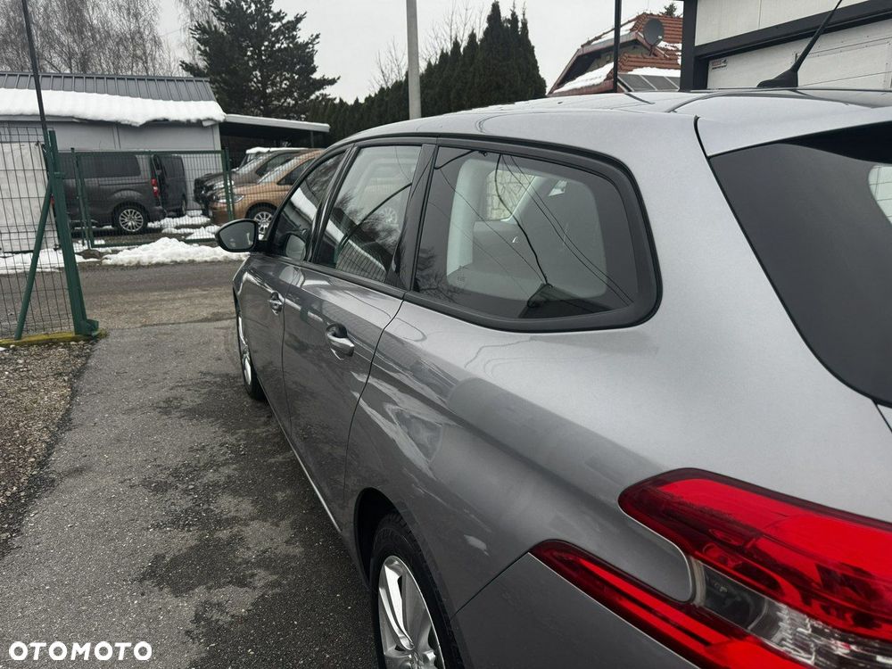 Peugeot 308 - 6