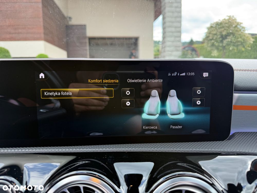 Mercedes-Benz CLA 250 4Matic 7G-DCT Edition 2020 - 23