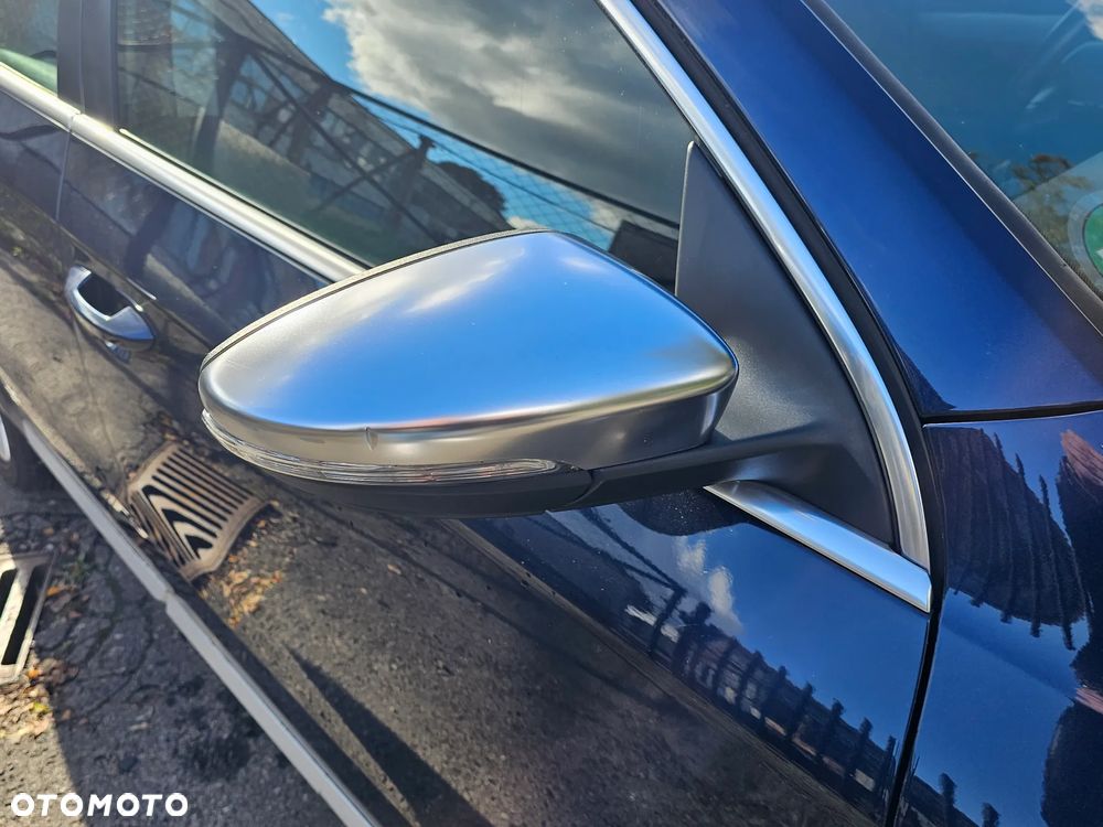 Volkswagen Passat 2.0 TDI Highline - 10