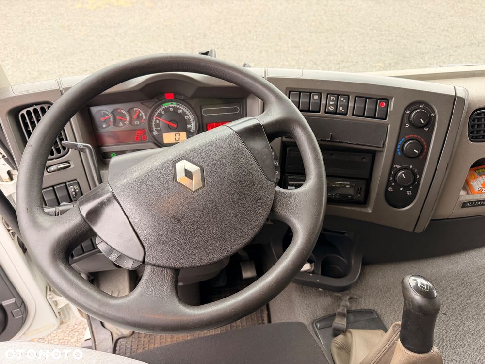 Renault Premium - 10