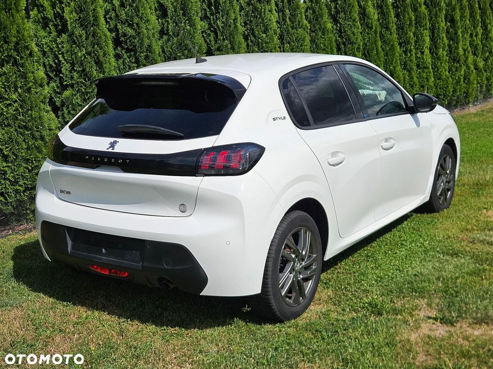 Peugeot 208 1.2 PureTech Active S&S EAT8 - 5