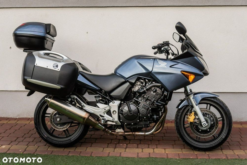 Honda CBF - 4