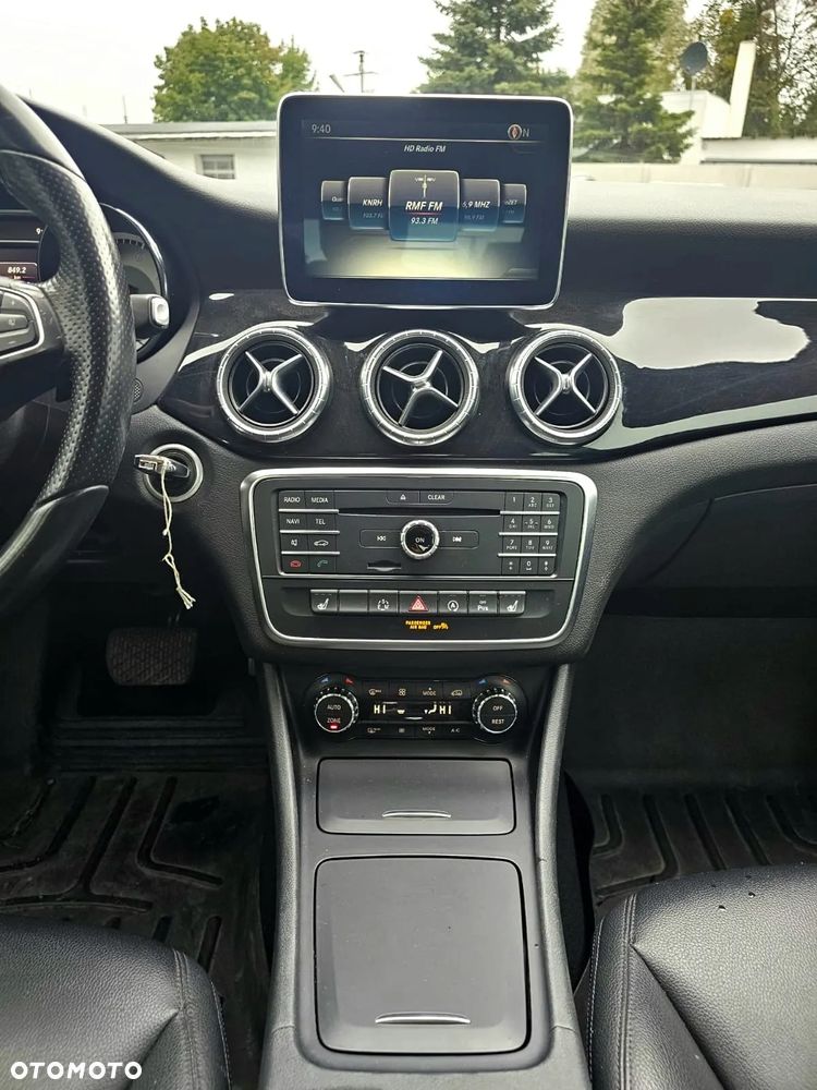 Mercedes-Benz CLA 250 4-Matic - 30