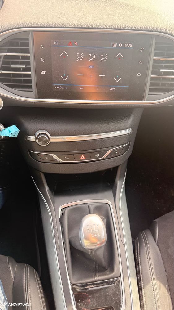 Peugeot 308 SW 1.5 BlueHDi Allure - 14