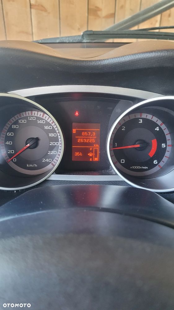 Citroën C-Crosser 2.2 HDi Exclusive - 7