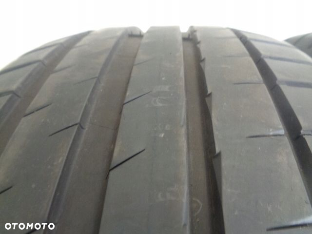MICHELIN PILOT SPORT 4 225/45R19 96W S1 XL - 3
