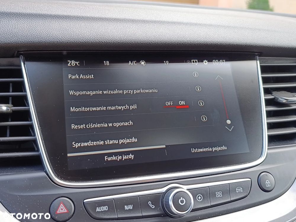 Opel Grandland X Plug-in-Hybrid4 1.6 DI Start/Stop Business INNOVATION - 27