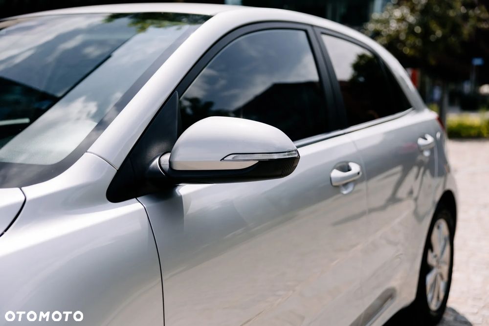 Kia Rio 1.2 L Business Line - 27