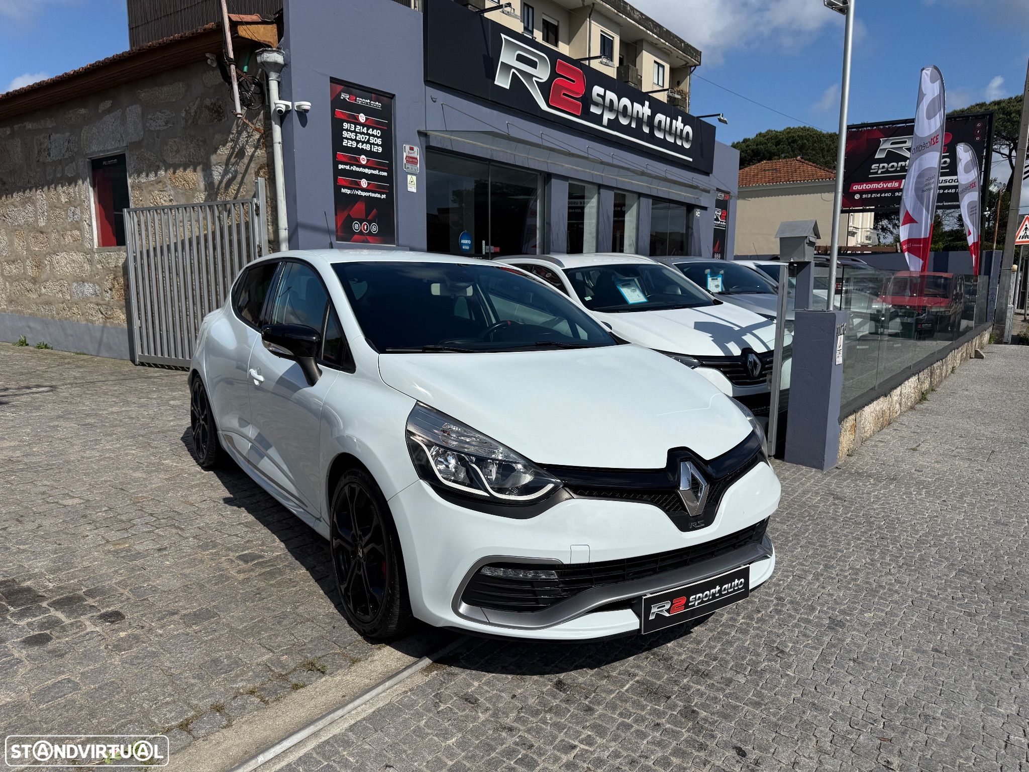 Renault Clio TCe 200 EDC Sport R.S. - 1