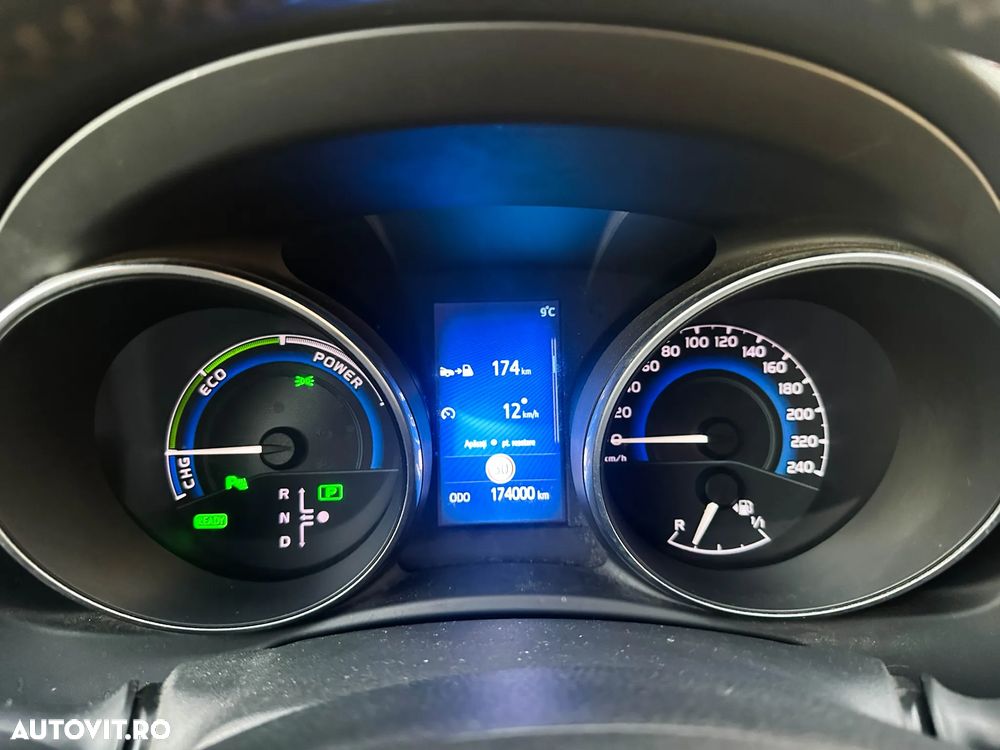 Toyota Auris 1.8 VVT-i Hybrid Automatik Edition S+ - 10