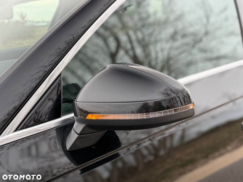 Audi A4 Avant 2.0 TDI ultra S tronic sport - 14