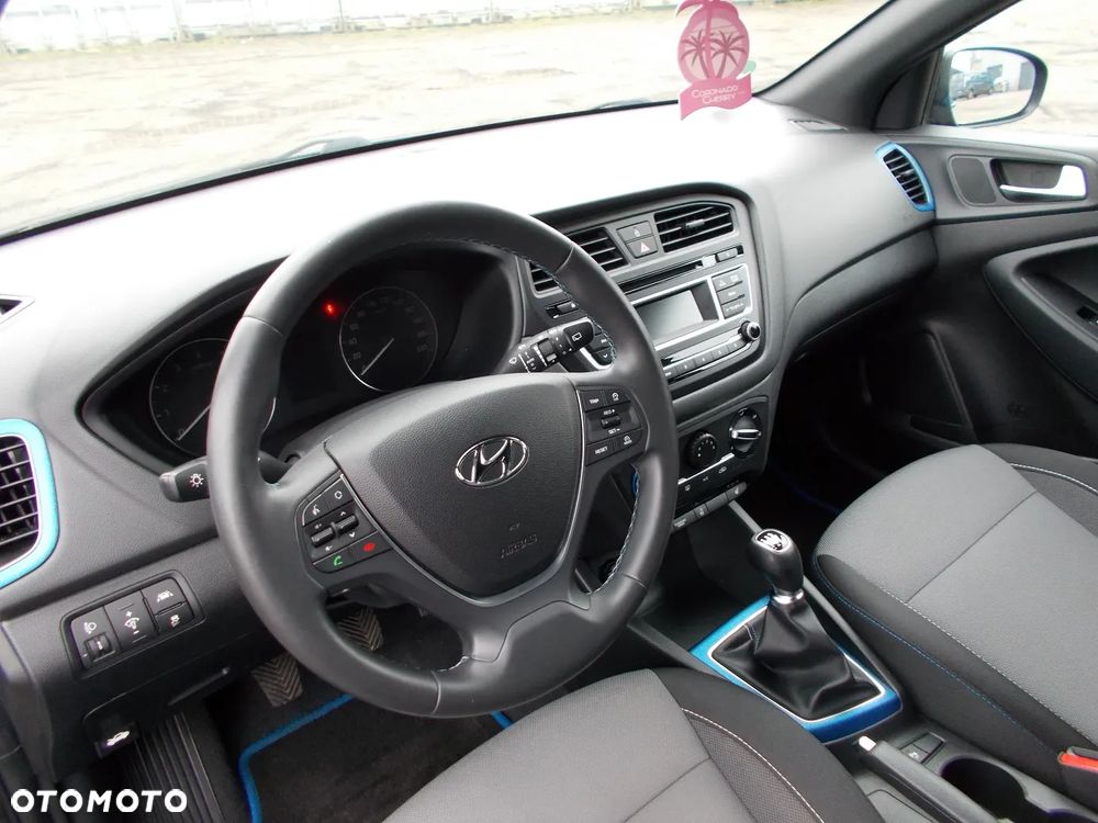 Hyundai i20 1.2 Passion Plus - 19