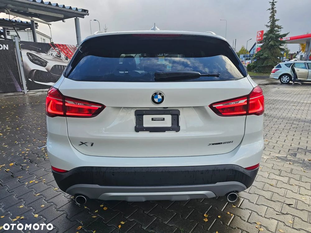 BMW X1 - 8