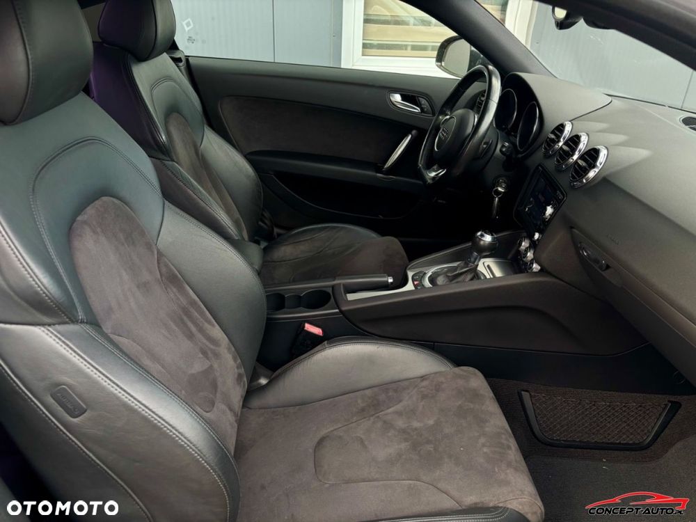 Audi TT Coupé - 22