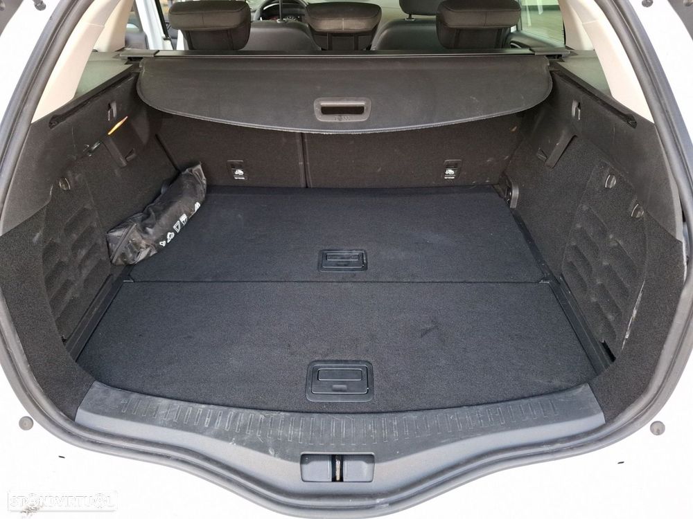 Renault Mégane Sport Tourer 1.5 Blue dCi Equilibre EDC - 26