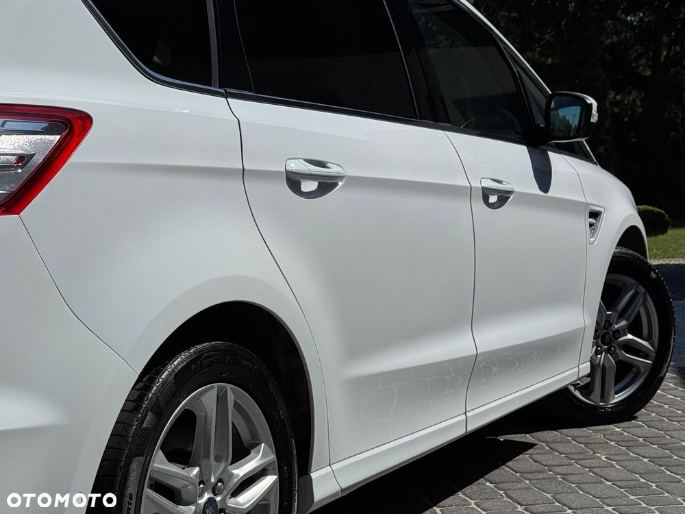 Ford S-Max 2.0 TDCi Titanium - 19