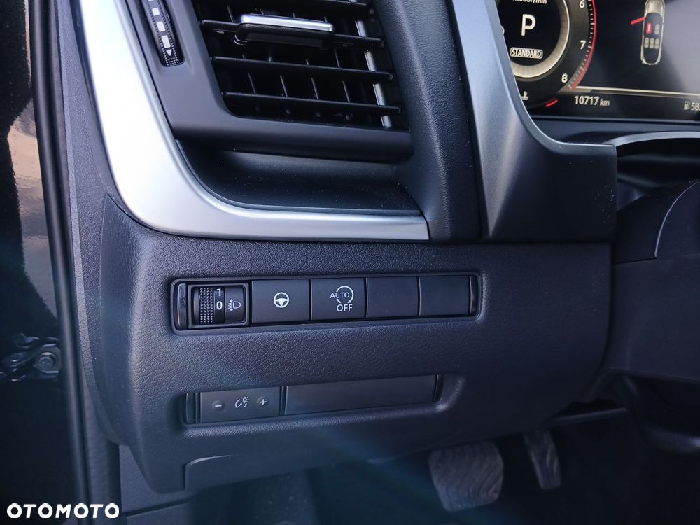 Nissan Qashqai 1.3 DIG-T MHEV N-Connecta Xtronic - 24