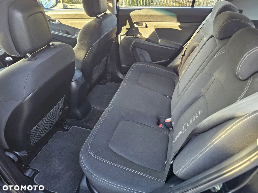 Kia Sportage 2.0 CVVT 2WD Vision - 22