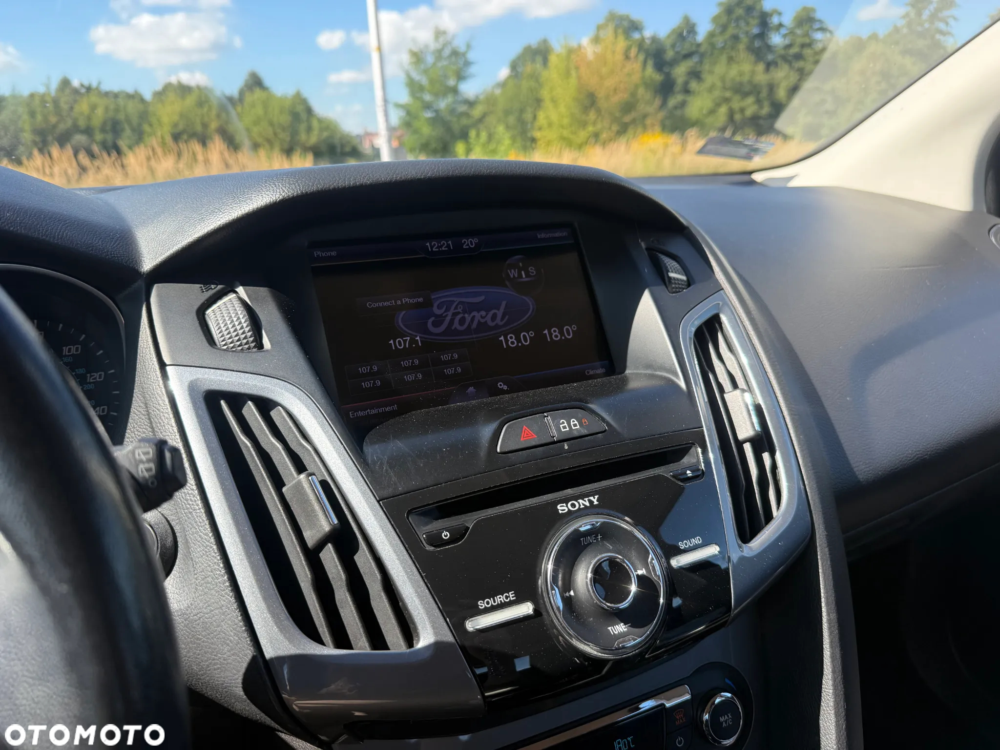 Ford Focus - 10