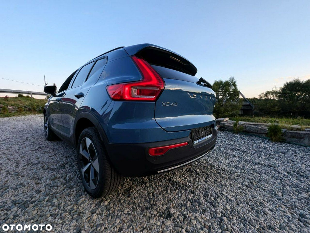 Volvo XC 40 B3 Plus Dark - 10
