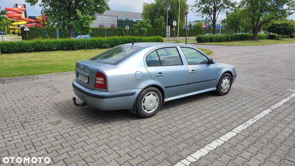 Skoda Octavia 1.9 TDI Ambiente - 4
