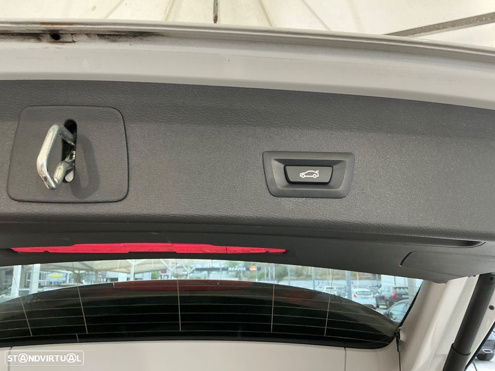 BMW X1 16 d sDrive Auto xLine - 17