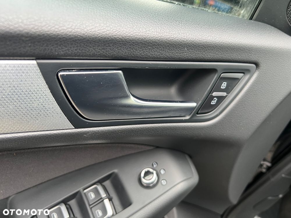 Audi Q5 2.0 TDI quattro design - 26