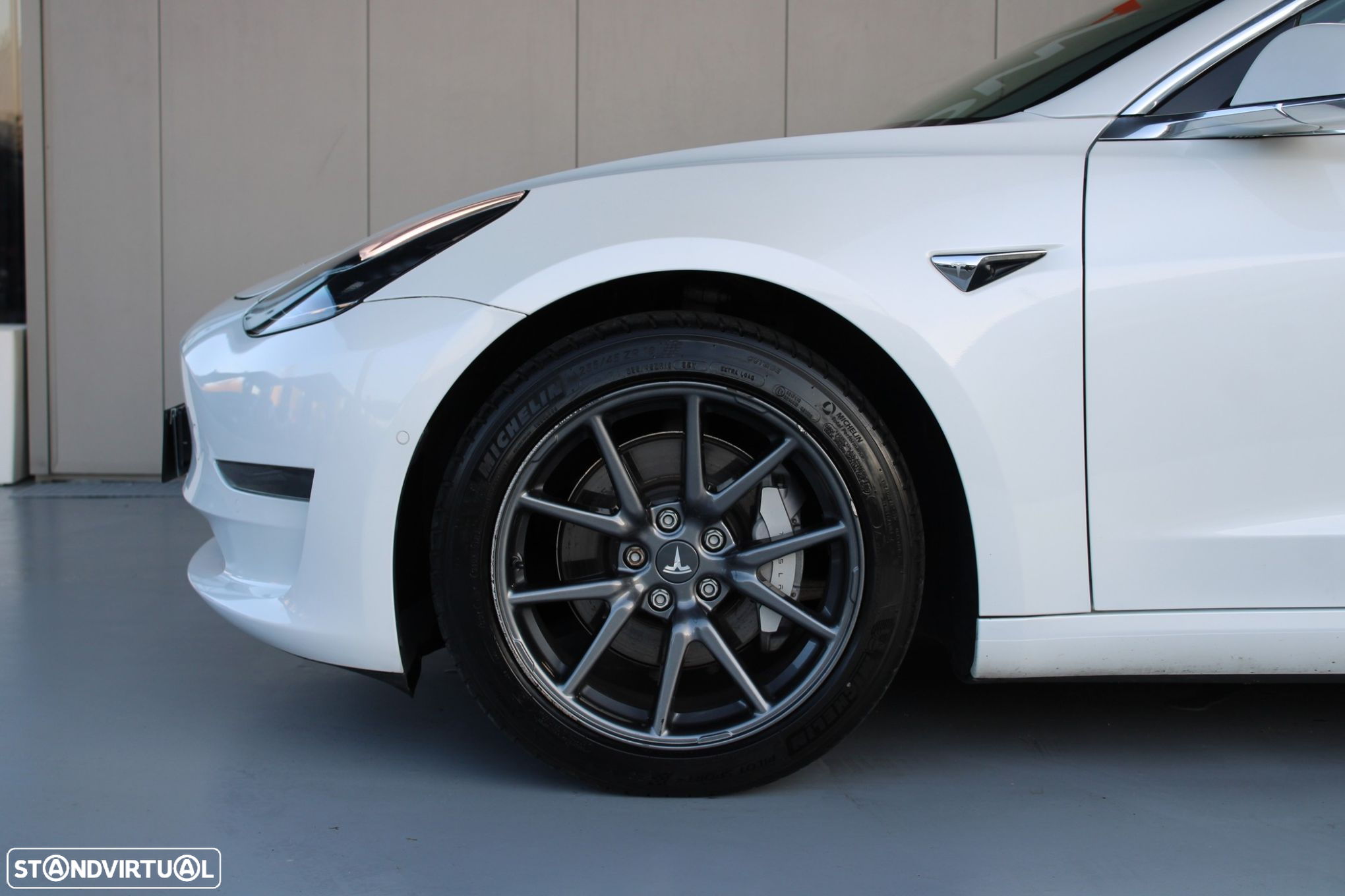 Tesla Model 3 Long-Range Dual Motor AWD - 13