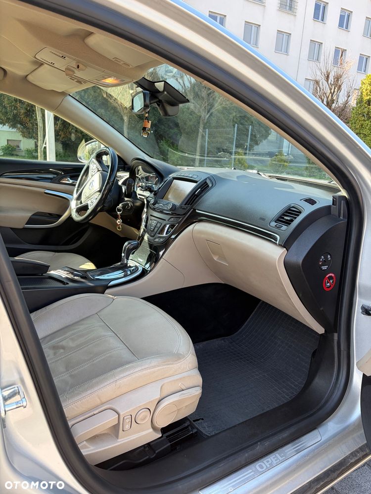 Opel Insignia 2.0 CDTI Cosmo - 11