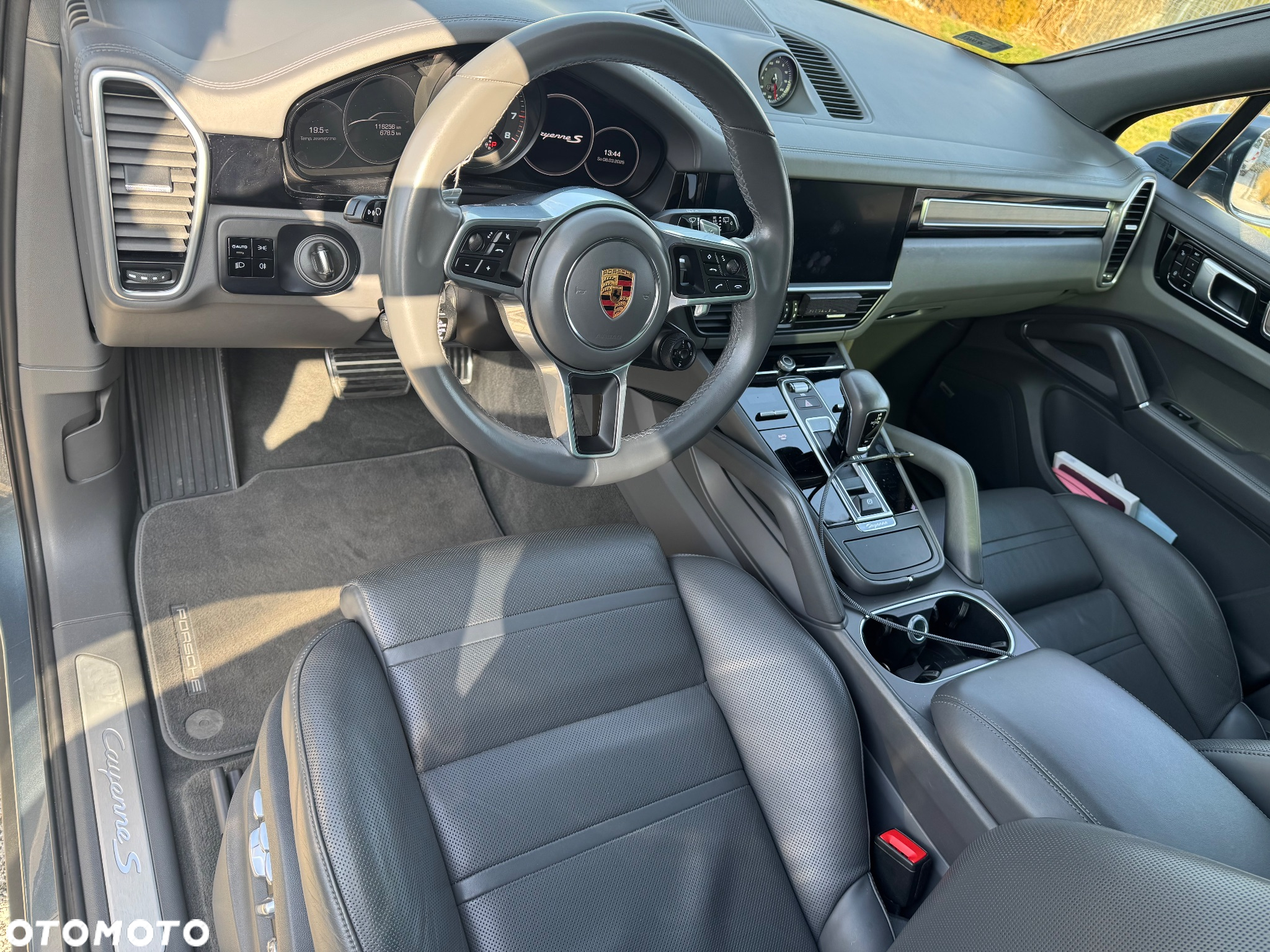 Porsche Cayenne S - 8