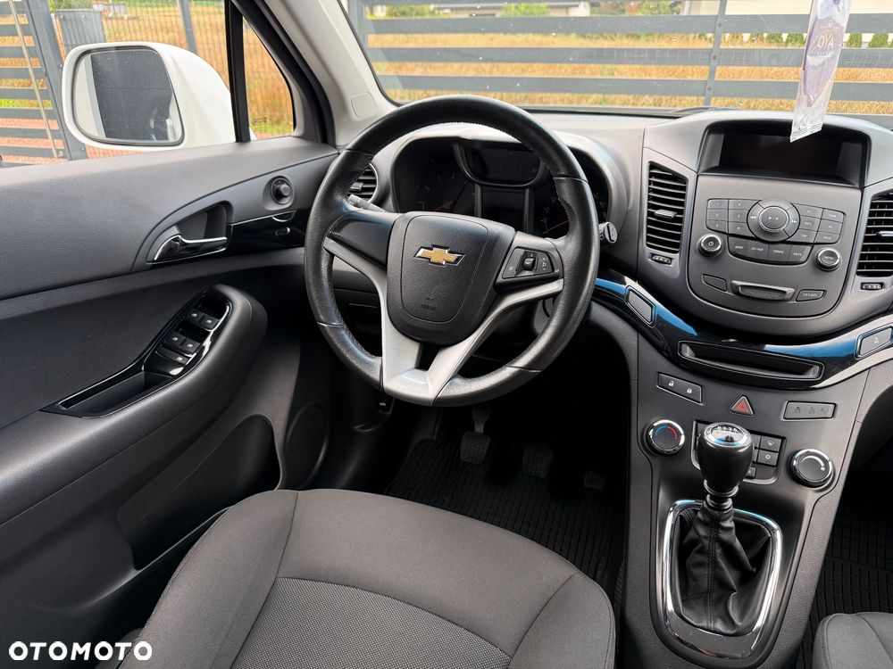 Chevrolet Orlando - 24